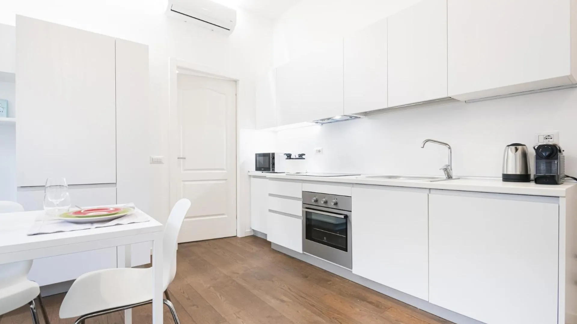 Easylife - Bilocale In Zona Centrale/Lima Milan