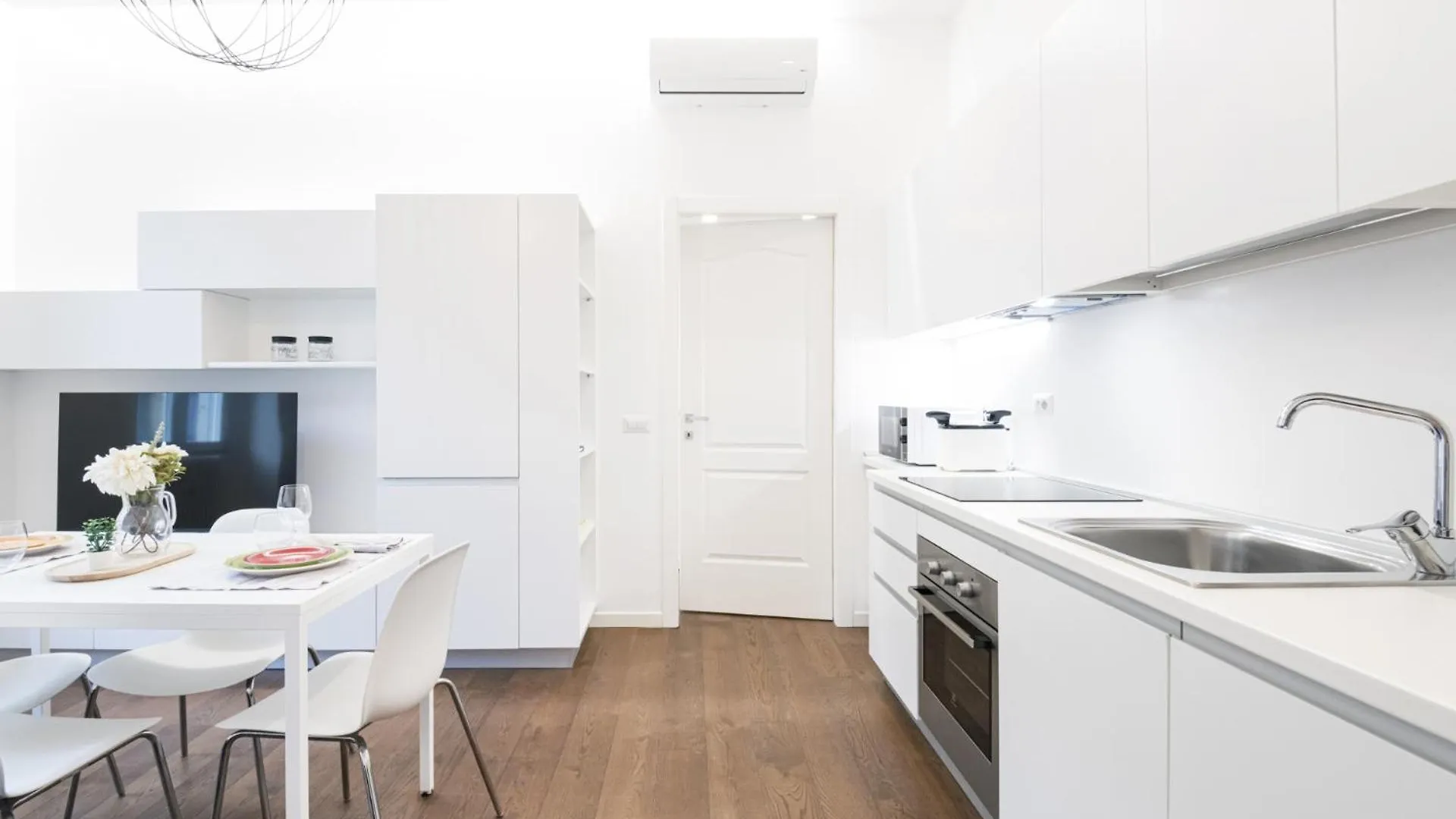 Easylife - Bilocale In Zona Centrale/Lima Milan Apartment