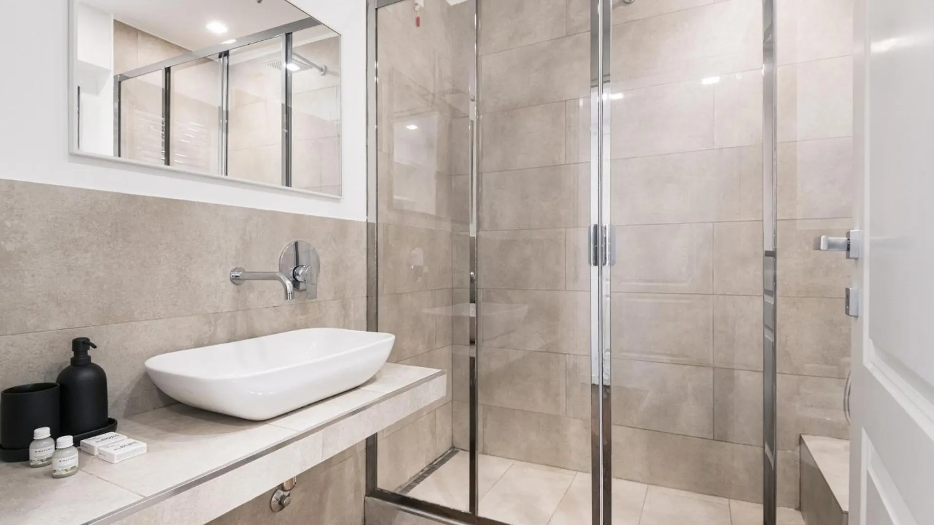 Easylife - Bilocale In Zona Centrale/Lima Milan